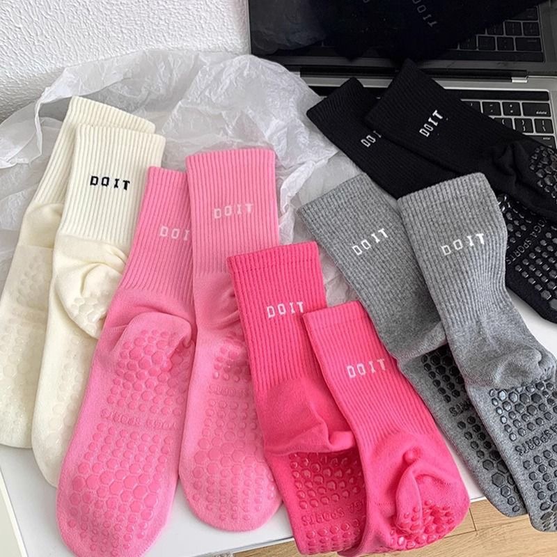1 Pairs New Colorful Trend Spo - огляд і ціна Sports Socks