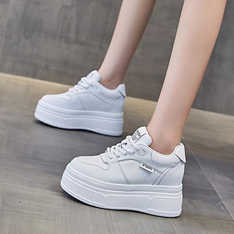 9CM Genuine Leather NEW Brand  - огляд і ціна Running Shoes Women